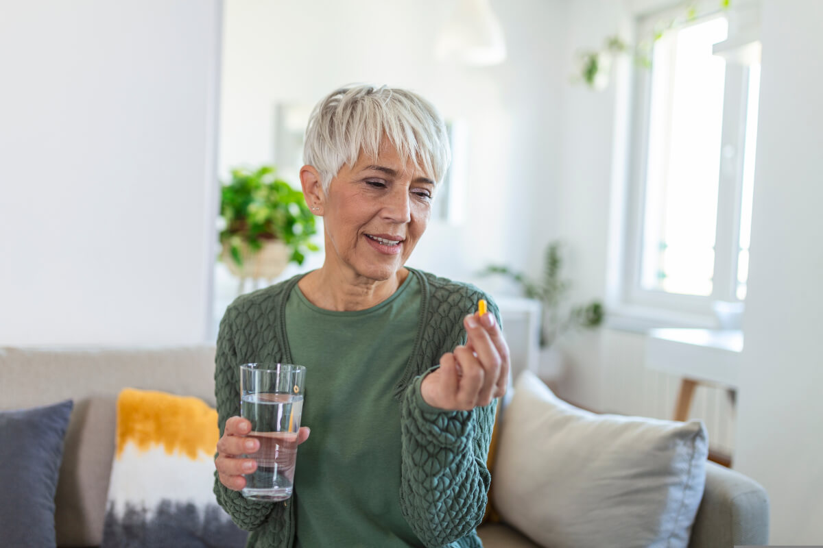 Jak radzić sobie z dokuczliwymi objawami menopauzy?