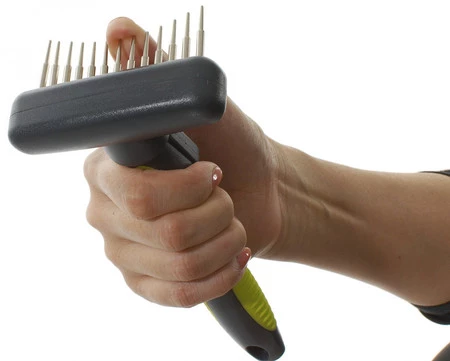 BUSTER Grzebień typu grabki 13 krótkich igieł