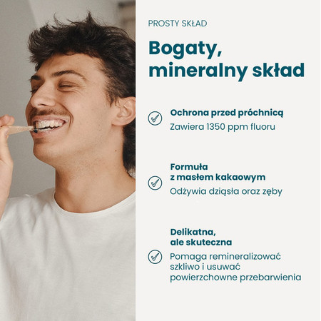 Georganics, Naturalna pasta do zębów w słoiku, z fluorem, do codziennej pielęgnacji, smak mięty pieprzowej, 60 ml
