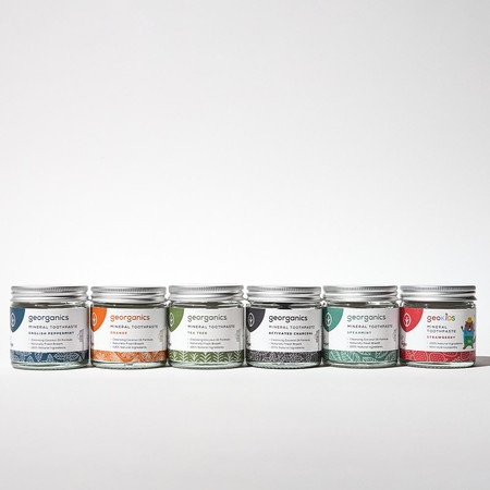 Georganics, Mineralna pasta do zębów w słoiku, bez fluoru, do codziennej pielęgnacji, smak drzewa herbacianego, 60 ml