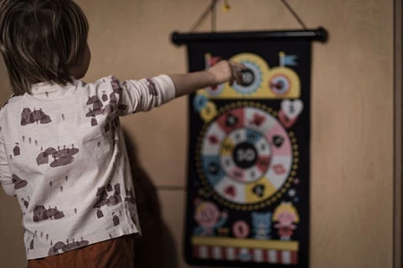 Janod Magnetyczna gra w rzutki Wesołe miasteczko