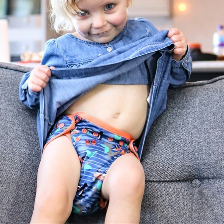 Close, Wodoodporny otulacz dla dzieci zapinany na napy, Twilight Garden