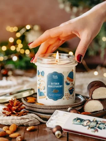 Woskiknot świeca sojowa Batonik Marcepanowy 300ml