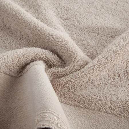 Ręcznik Emi (04) 30 x 50 cm, Beżowy