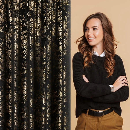 ZASŁONA GOTOWA FELIS NA TAŚMIE 140 X 270 CM CZARNY