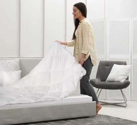 POSZEWKA DESIGN91 40 X 40 CM BIAŁY