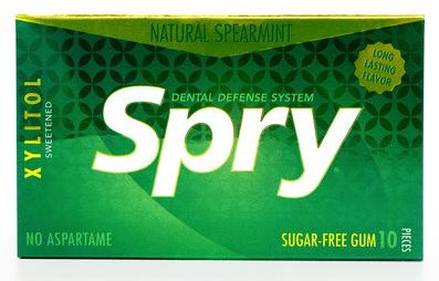 SPRY GUMA DO ŻUCIA Z KSYLITOLEM O SMAKU MIĘTY KĘDZIERZAWEJ BEZGLUTENOWA 10 SZTUK (12 g)