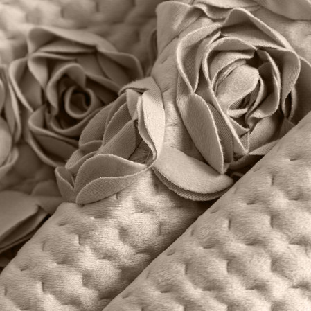 Narzuta CERAMIKA ROSES 170 X 210 CM CIEMNOBEŻOWY