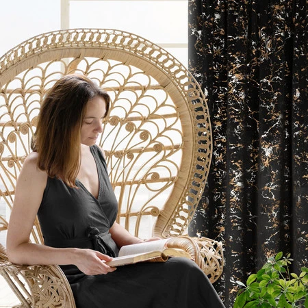 ZASŁONA GOTOWA DORI NA TAŚMIE 140 X 270 CM CZARNY