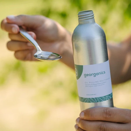 Georganics, Olej do płukania jamy ustnej, z naturalnym składem, do codziennej pielęgnacji, smak zielonej mięty, 100 ml