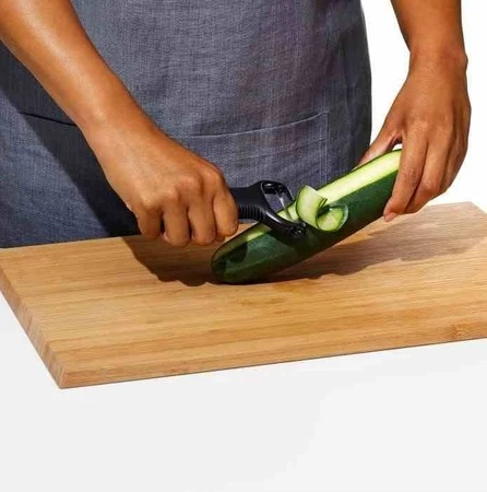 OXO-Obieraczka Y czarna, Good Grips