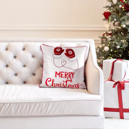 Poszewka świąteczna 45x45 cm – welwetowa ze świątecznym nadrukiem