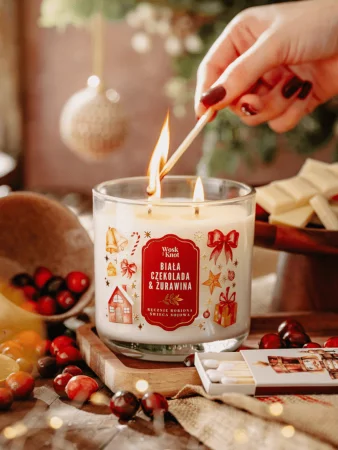 Wosk i Knot  Śweica Sojowa Biała Czekolada & Żurawina  dwuknotowa 400ml