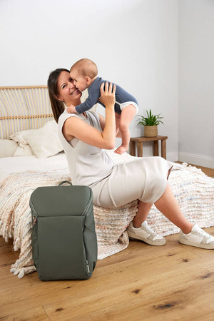 Lassig Green Label Plecak dla mam z akcesoriami Slender Up Backpack olive