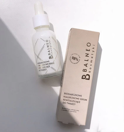 Biosiarczkowe hialuronowe serum rewitalizujące do twarzy