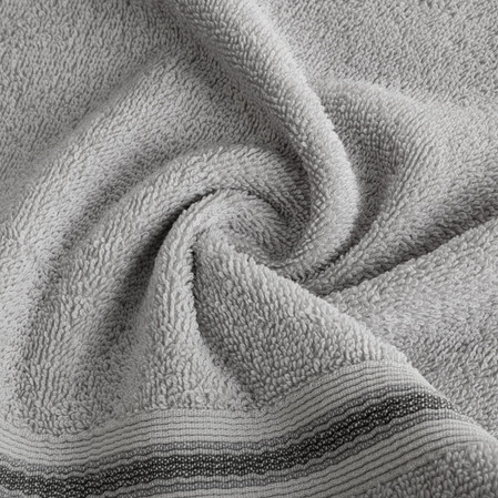 RĘCZNIK TRIS (02) 30 X 50 CM SREBRNY