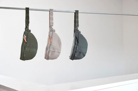 PALOPA Torebka nerka na smakołyki dla psa Emma dark olive