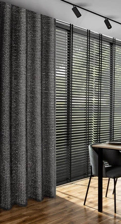 ZASŁONA GOTOWA TIFFANY 135 X 250 CM CZARNY