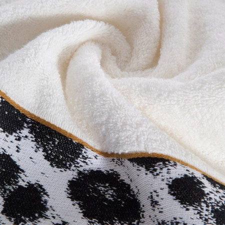 Ręcznik Eva 22 70 x 140 cm, Kremowy