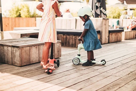 SCOOTANDRIDE Highwaykick 1 2w1 Jeździk i hulajnoga 1-5 lat Kiwi