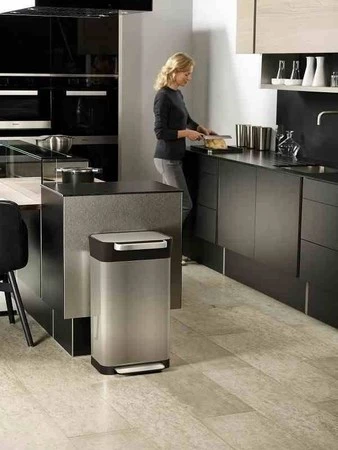 JJ - Kosz na śmieci 30l Titan, stalowy