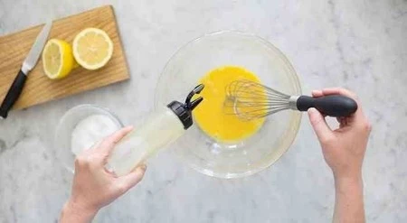 OXO-Trzepaczka stalowa, czarna, STL