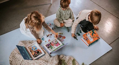 Janod Magnetyczna układanka Księżniczki Magnetibook