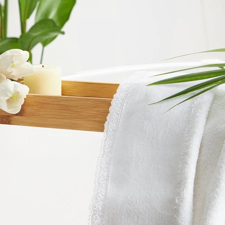 Ręcznik Emi (01) 30 x 50 cm, Biały