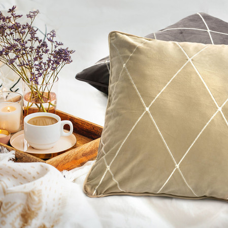POSZEWKA DEKORACYJNA PIERRE CARDIN MARGO 45 X 45 CM STALOWY