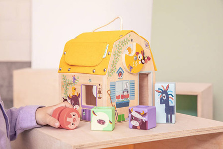 LILLIPUTIENS Drewniany domek dźwiękowy Farma 12 m+