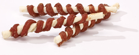 Maced Szaszłyk Pałeczki owinięte Jagnięciną - przysmaki dla psa - 500g
