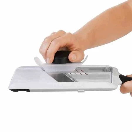 OXO-Mandolina/szatkownica biało-czarna, Good Grip