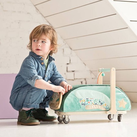 LILLIPUTIENS Drewniany jeździk 2 w 1 z miękkim siedziskiem i torebką Smok Joe 12 m+