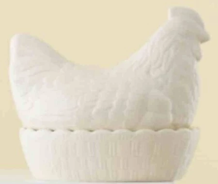 MC- Pojemnik- kura do przechowywania jaj, biała