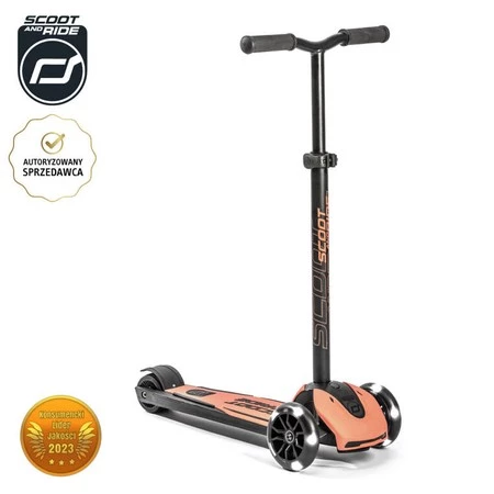 SCOOTANDRIDE Highwaykick 5 LED Hulajnoga trójkołowa balansowa ze świecącymi kółkami 5+ Peach