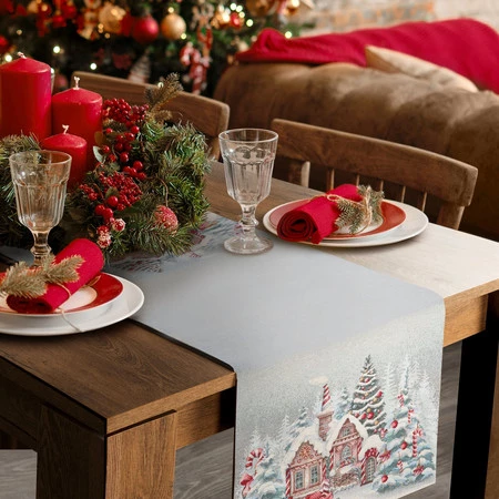 Bieżnik świąteczny gobelinowy 40x100 cm – Chatka Świętego Mikołaja