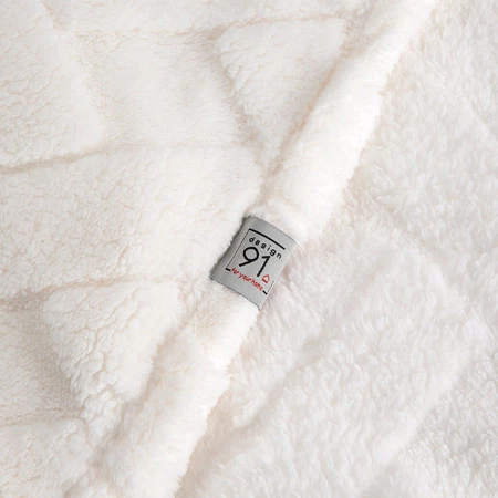 KOC D91 CARO 200 X 220 CM KREMOWY