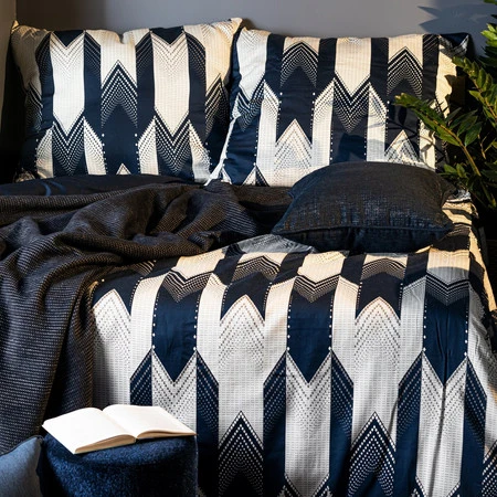 Komplet pościeli z makosatyny bawełnianej 160 x 200 cm, kolor biały, granat z geometyczny