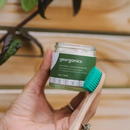 Georganics, Mineralny proszek do mycia zębów, z naturalnym składem, do codziennej pielęgnacji, smak drzewa herbacianego, 60 ml
