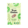 Zestaw smaków: 1x True Dates Sour Apple daktyle o smaku kwaśnego jabłka 100g, 1x True Dates Sweet Peach daktyle o smaku słodkiej brzoskwini 100g i 1x True Dates Pistachio Cream daktyle o smaku kremu pistacjowego 100g