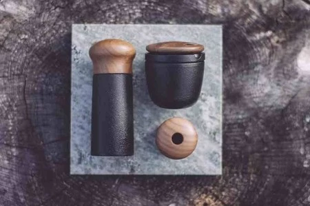 SKEPP - Pojemnik na sól morską Walnut, drewniane w