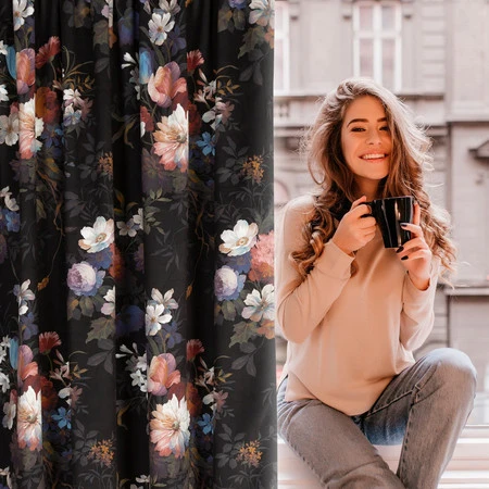 ZASŁONA GOTOWA KAREN NA TAŚMIE 140 X 270 CM CZARNY