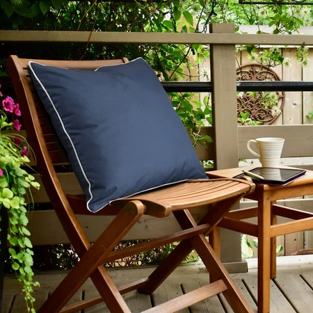 POSZEWKA GARDEN 45 X 45 CM GRANATOWY