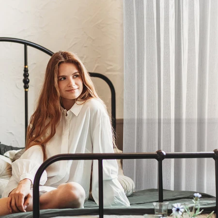 FIRANA GOTOWA KIM NA TAŚMIE 140 X 300 CM BIAŁY