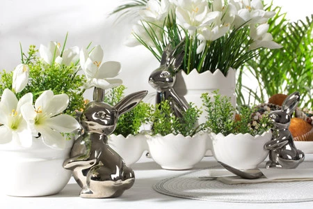 Ozdoba Wielkanocna, Misa ceramiczna, kolor biały, rozmiar 19 x 13 x 22 cm