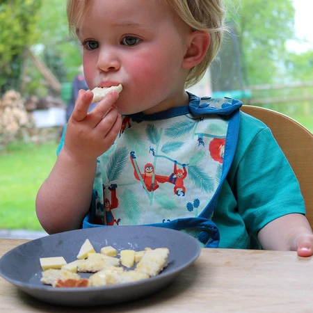 Close, Śliniak z kieszonką dla dzieci, Orangutan, STAGE 2