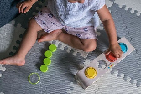 Janod Drewniana układanka Sortowanie kolorów Essentiel