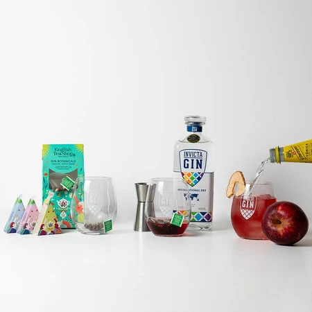 English Tea Shop, Herbata BIO, 2024 Iced Teas Selection, 20 saszetek, Mix 4 smaków