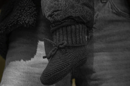 Lodger Buciki niechodki z wełny merino 100% grafitowe Pigeon 0-6 m