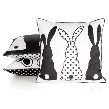 Poszewka Wiosna 45 x 45 cm, Czarny